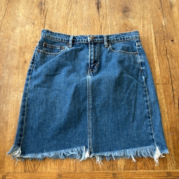 J. CREW Raw Hem Denim / Jean Skirt - Picture 2 of 7